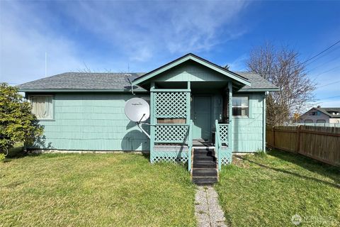 Photo of 2367 E Fourth Avenue, Port Angeles, WA 98362 (MLS # 2491466)