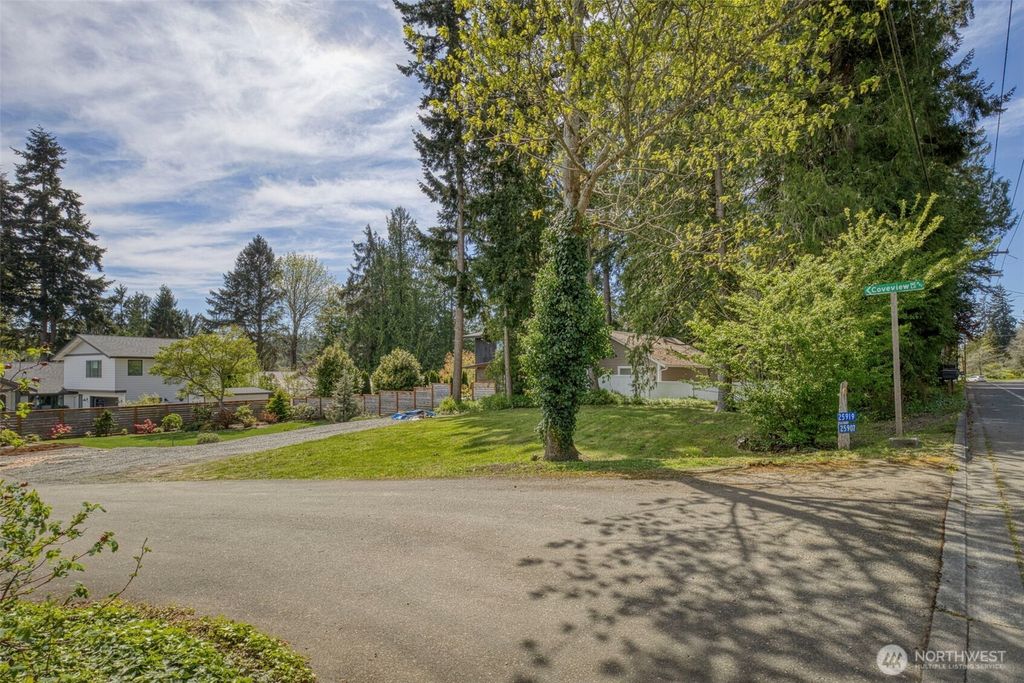 Photo of 25933 Coveview Lane NE, Kingston, WA 98346 (MLS # 2513728)