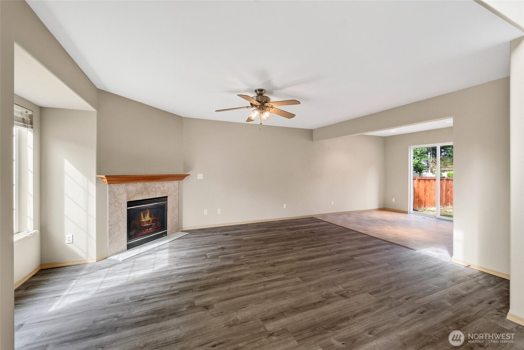 3607 185th Street Ct E