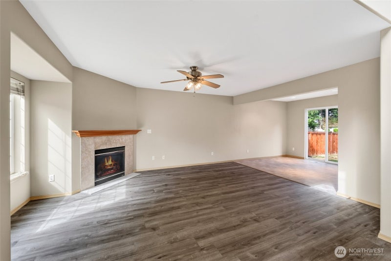 3607 185th Street Ct E