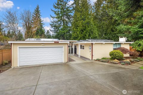 Photo of 16214 NE 24th Street, Bellevue, WA 98008 (MLS # 2474984)