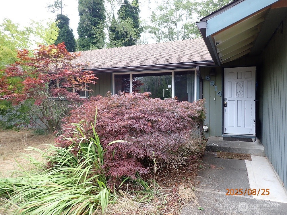 6814 River Road