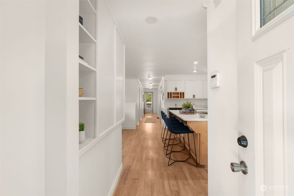 Photo of 18808 SE 109th Street, Issaquah, WA 98027 (MLS # 2172554)