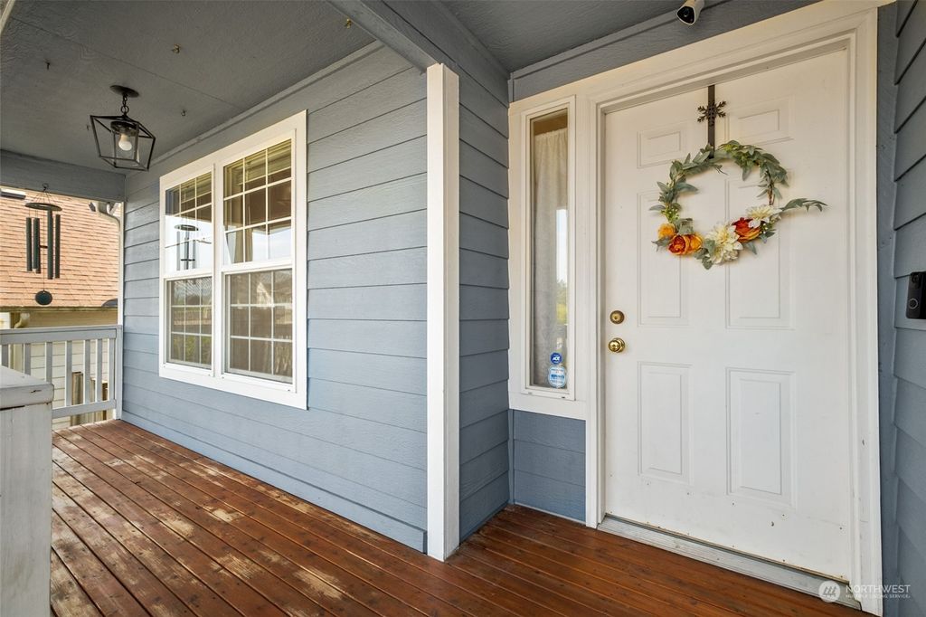 Photo of 8673 S 123rd Street, Seattle, WA 98178 (MLS # 2136560)