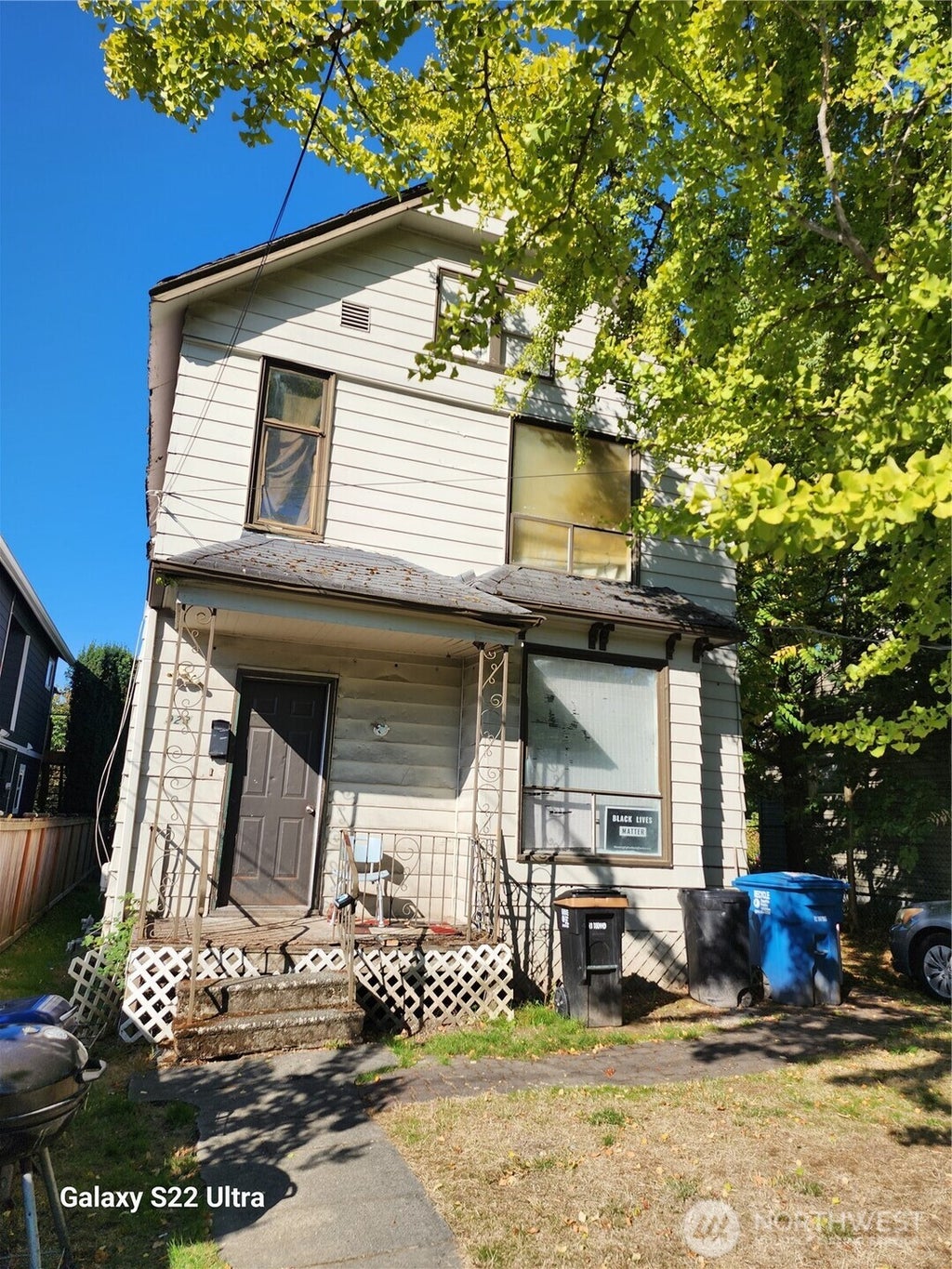 Photo of 923 24th Avenue S, Seattle, WA 98144 (MLS # 2588455)