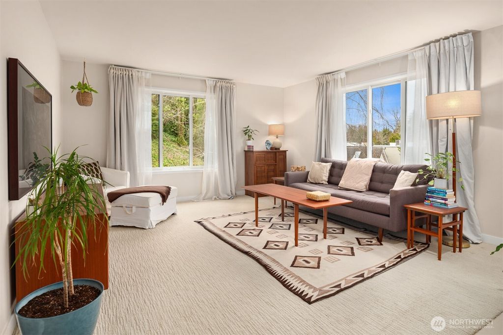 Photo of 5225 50th Avenue NE #208, Seattle, WA 98105 (MLS # 2356541)