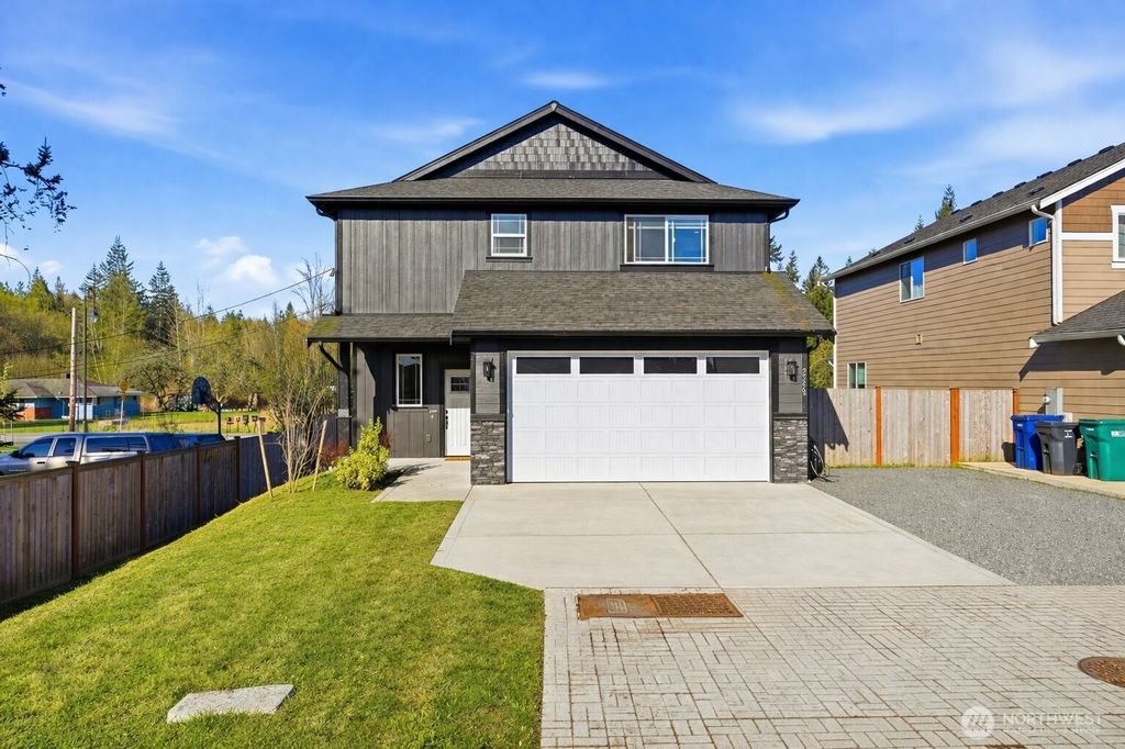 Photo of 2526 178th Place NE, Marysville, WA 98271 (MLS # 2503289)