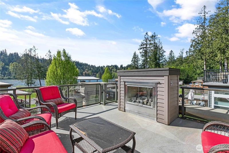990 Lake Whatcom Boulevard 35