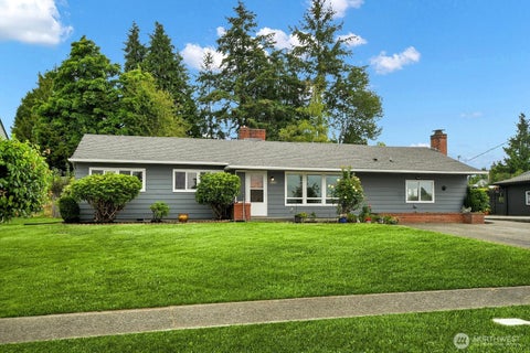 Photo of 1321 N Skyline Drive, Tacoma, WA 98406 (MLS # 2584529)