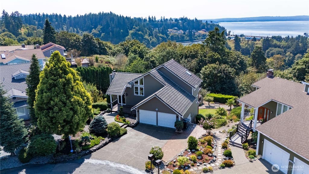 Photo of 10010 76th Street SW, Lakewood, WA 98498 (MLS # 2573373)