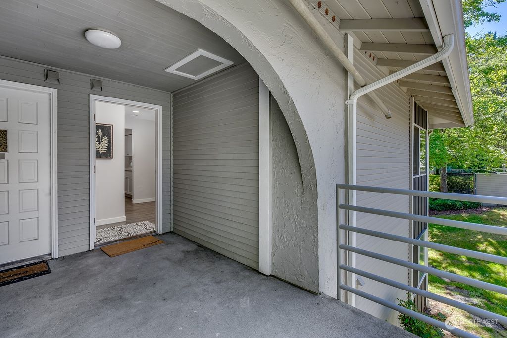 Photo of 17203 NE 45th St #42, Redmond, WA 98052 (MLS # 2285229)
