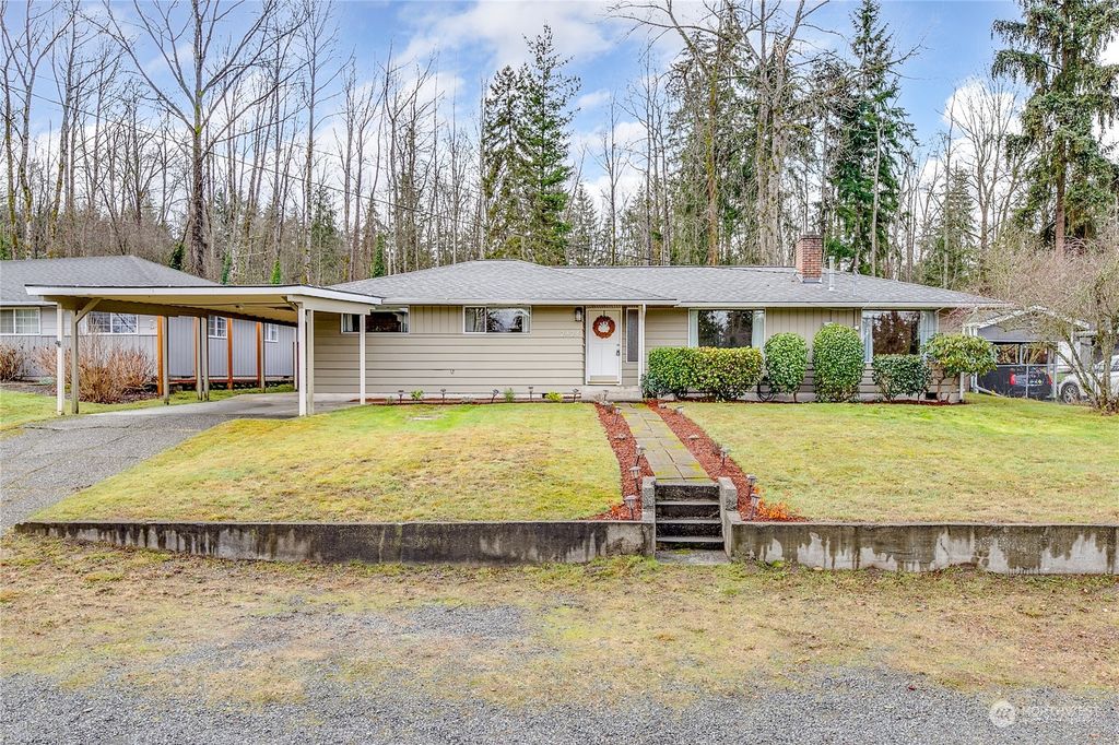Photo of 2424 Whitechuck Drive, Everett, WA 98208 (MLS # 2026761)