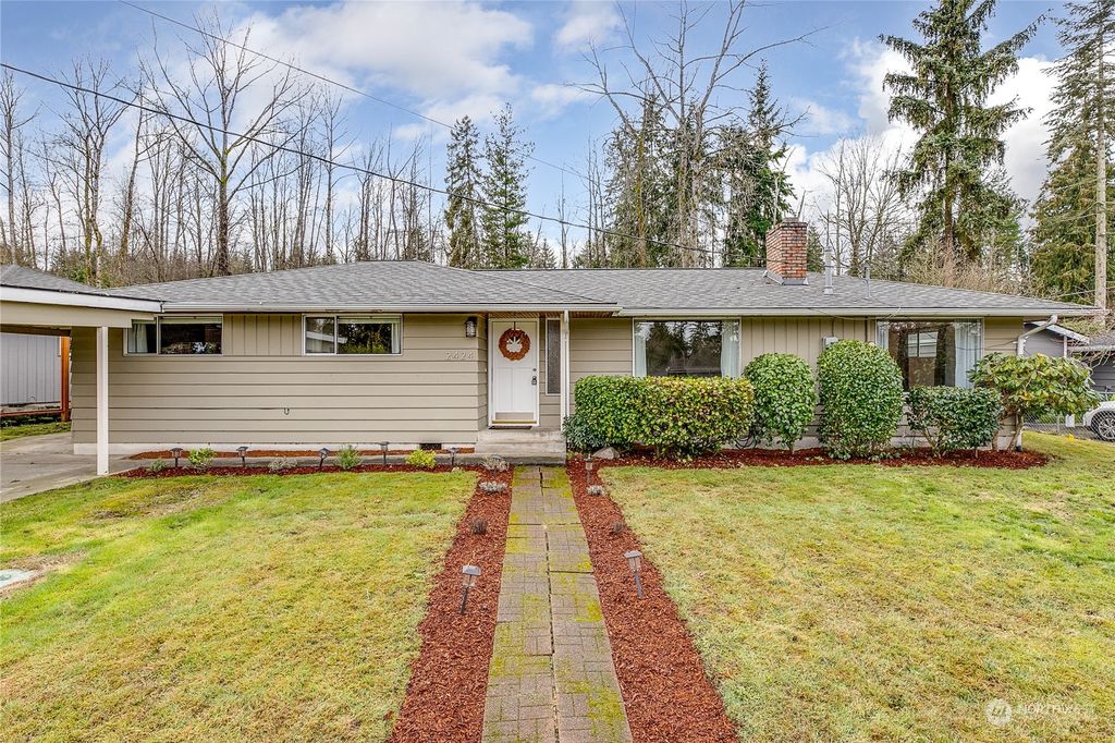 Photo of 2424 Whitechuck Drive, Everett, WA 98208 (MLS # 2026761)
