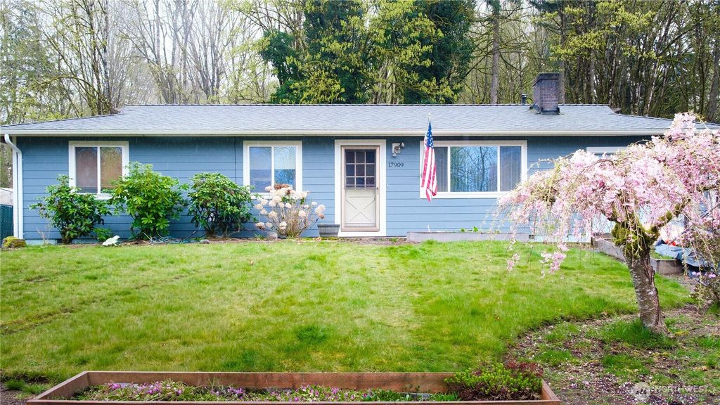 Photo of 17909 SE 121st Place, Renton, WA 98059 (MLS # 2507036)