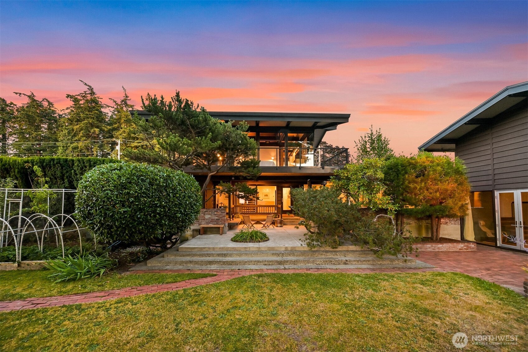 800 Highland Drive