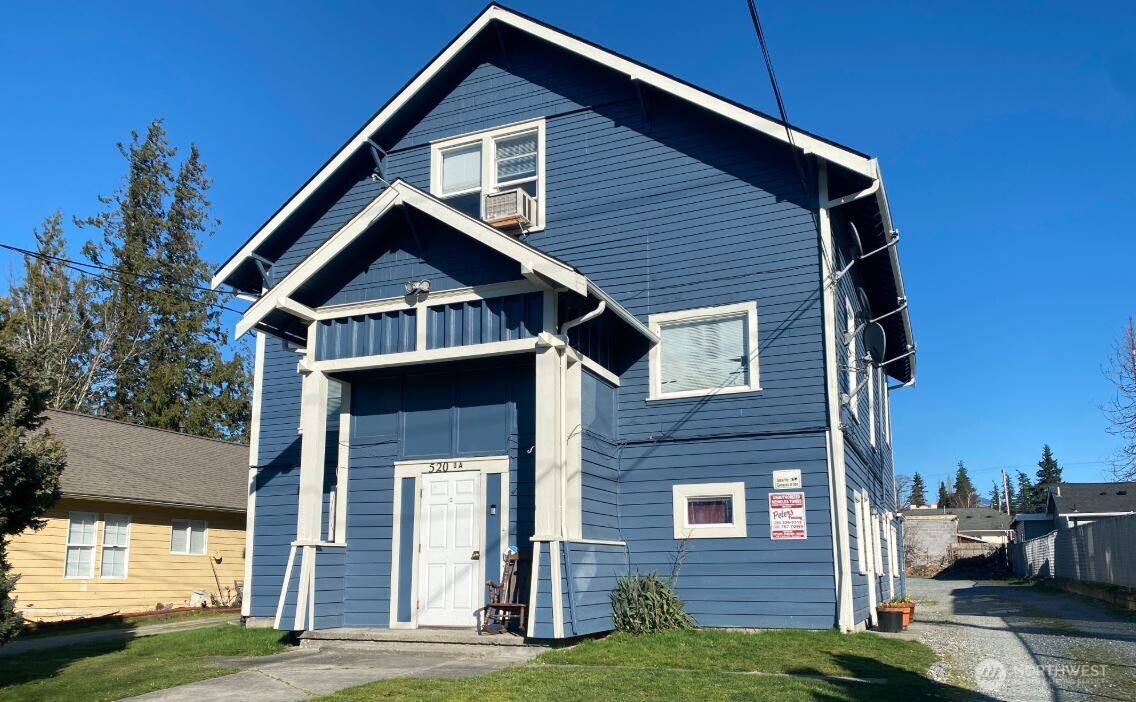 520 N 1st Street