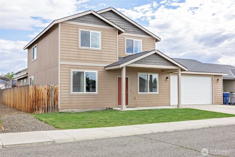 Photo of 211 E 28th Avenue, Ellensburg, WA 98926 (MLS # 2547327)