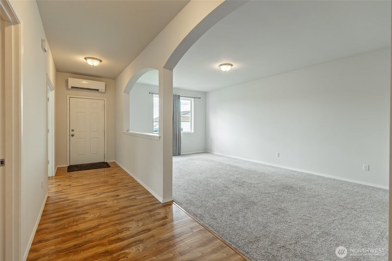 211 E 28th Avenue