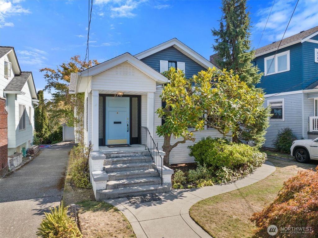 Photo of 2510 4th Avenue W, Seattle, WA 98119 (MLS # 2438114)