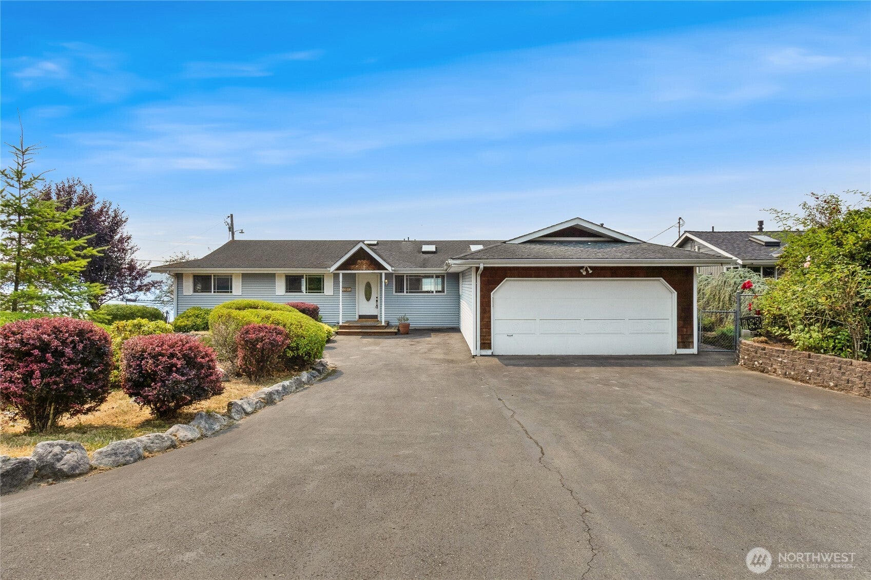 1201 Lakeshore Drive