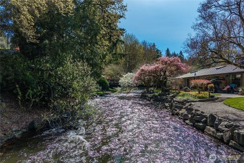 Photo of 7055 81st Street SW, Lakewood, WA 98499 (MLS # 2504562)