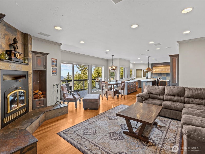 65 Aerie Road