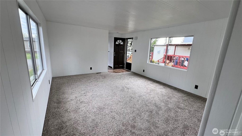 Photo of 3715 152nd St NE ST #32, Marysville, WA 98271 (MLS # 2587134)