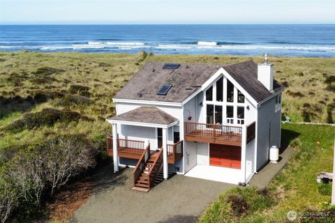 1213 Ocean Shores Boulevard SW Ocean Shores WA 98569