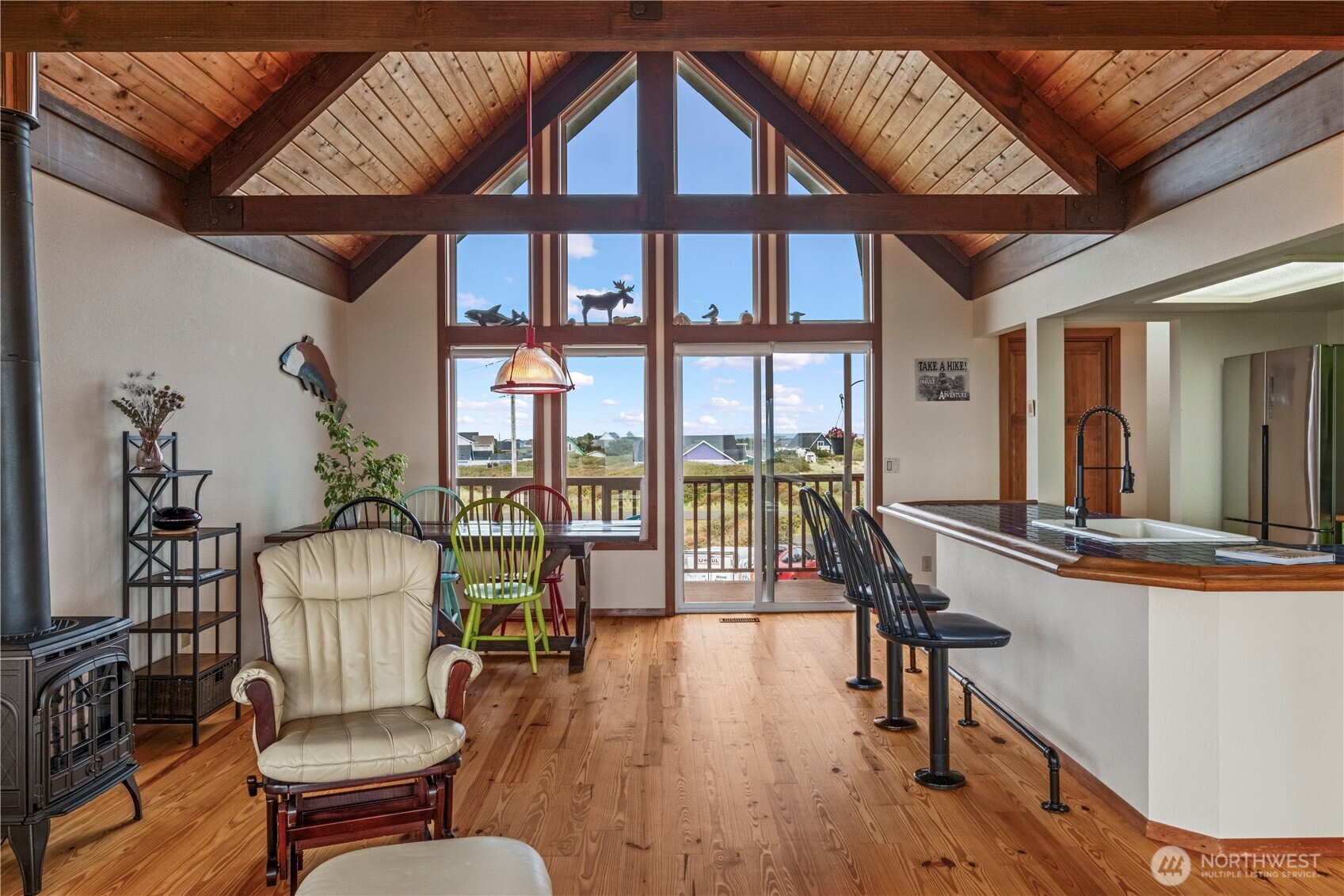 1213 Ocean Shores Boulevard SW