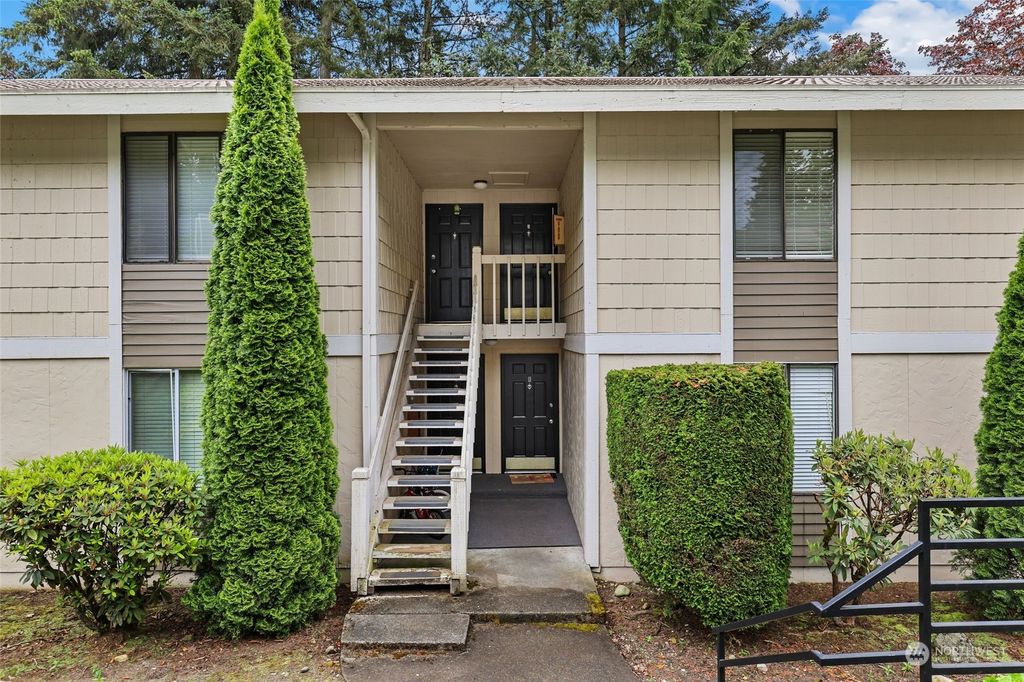 Photo of 34242 1st Place S, Federal Way, WA 98003 (MLS # 2241322)