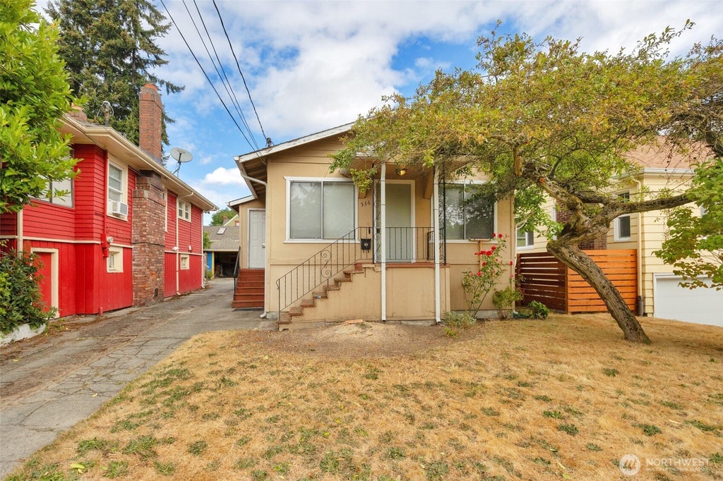 Photo of 536 N 73rd Street, Seattle, WA 98103 (MLS # 2574494)
