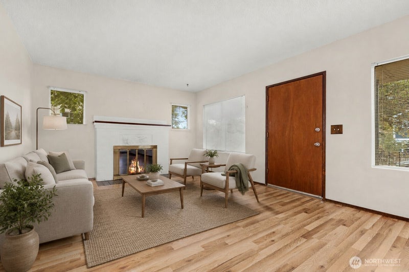 536 N 73rd Street