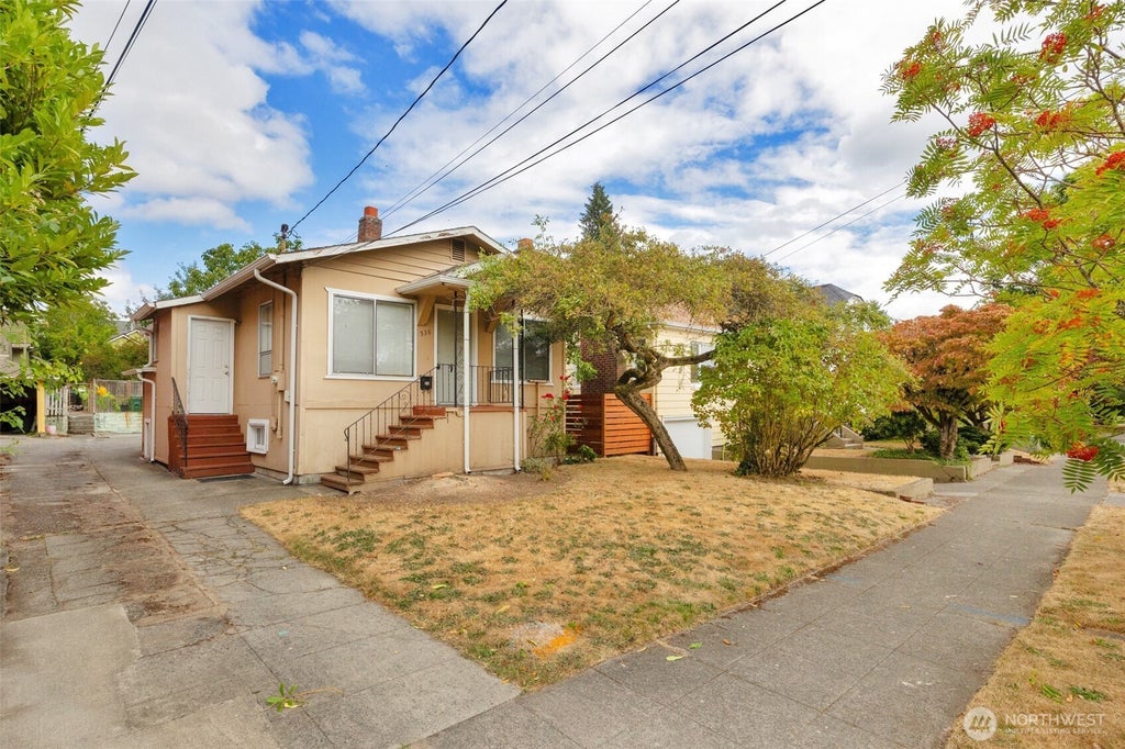 Photo of 536 N 73rd Street, Seattle, WA 98103 (MLS # 2574494)