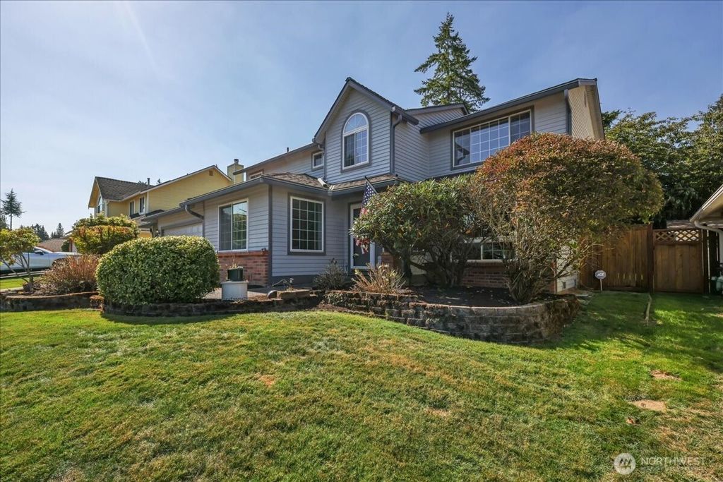 Photo of 31459 117th Place Pl SE, Auburn, WA 98092 (MLS # 2428200)