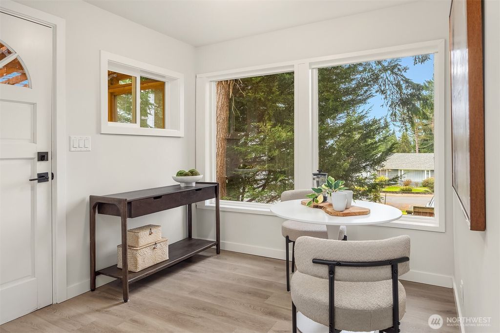 Photo of 11136 108th Avenue NE, Kirkland, WA 98033 (MLS # 2477225)