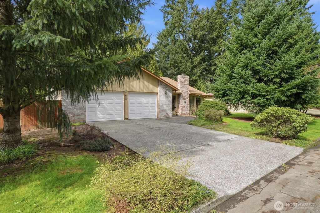 Photo of 7628 NE Aquilla Court, Vancouver, WA 98682 (MLS # 2493662)