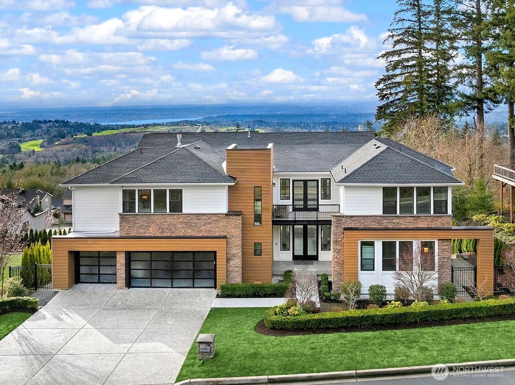 Photo of 6981 171st Court SE, Bellevue, WA 98006 (MLS # 2491841)