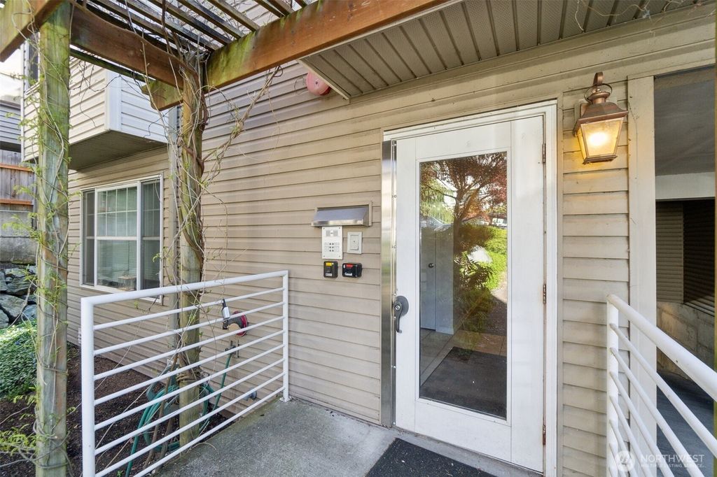 Photo of 1308 6th Avenue N #101, Seattle, WA 98109 (MLS # 2361699)