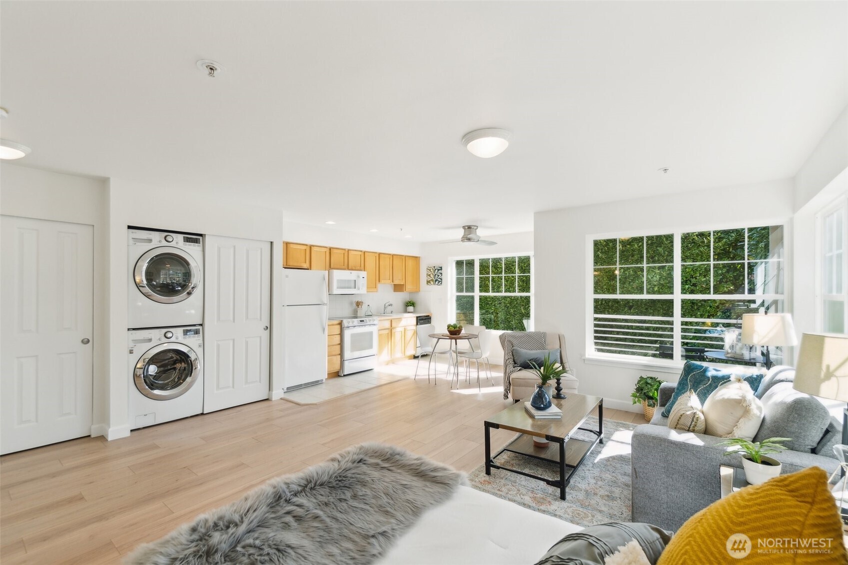 1308 6th Avenue N 101