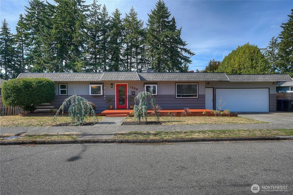 Photo of 1258 Huson Drive, Tacoma, WA 98405 (MLS # 2443163)