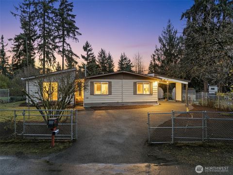 Photo of 11611 201st Avenue E, Bonney Lake, WA 98391 (MLS # 2457756)
