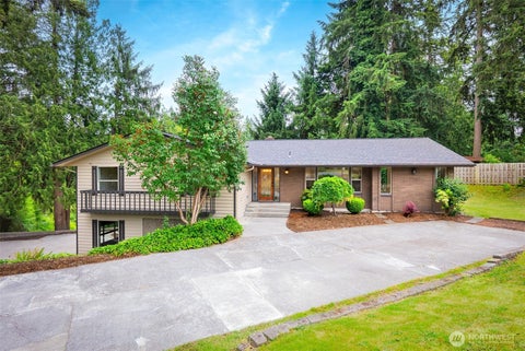 Photo of 4604 106th Place NE, Marysville, WA 98271 (MLS # 2534563)