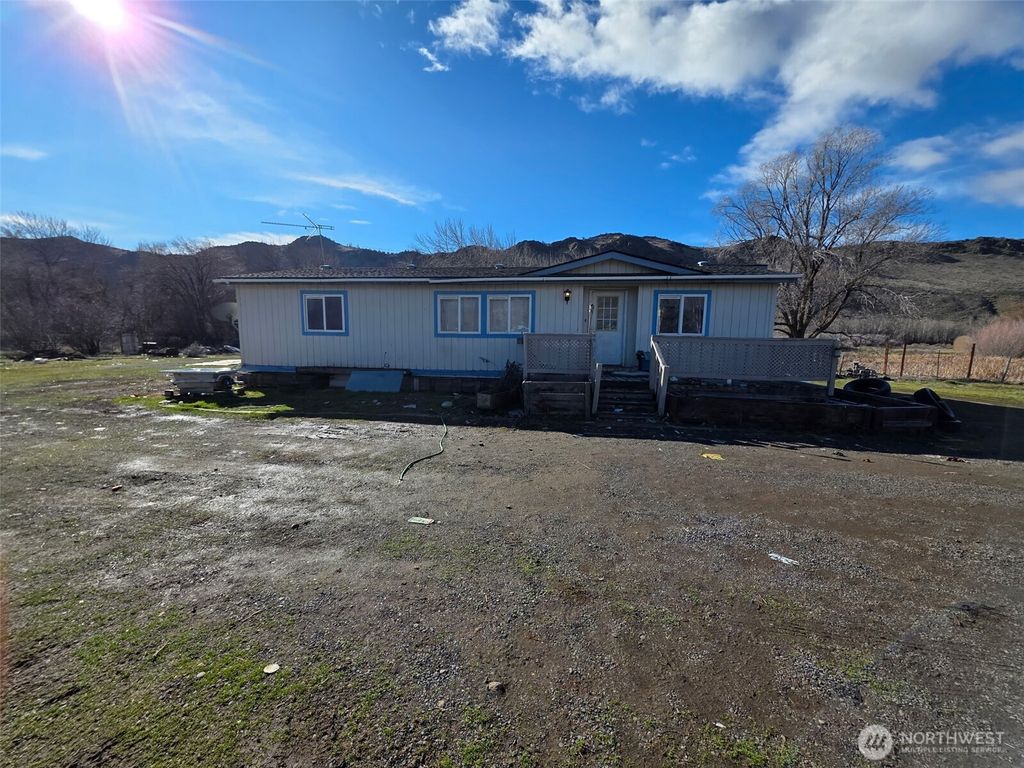 Photo of 11992 US Highway 12, Naches, WA 98937 (MLS # 2492165)