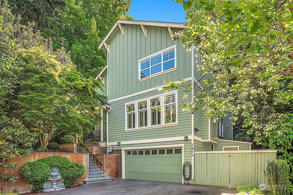 Photo of 7924 45th Avenue SW, Seattle, WA 98136 (MLS # 2247621)