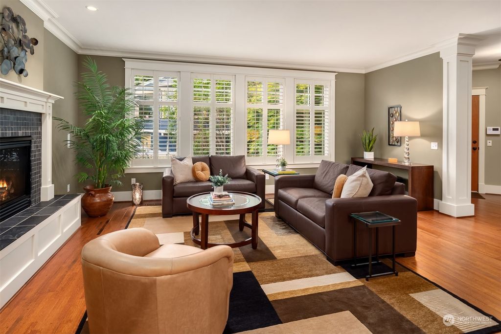 Photo of 7924 45th Avenue SW, Seattle, WA 98136 (MLS # 2247621)