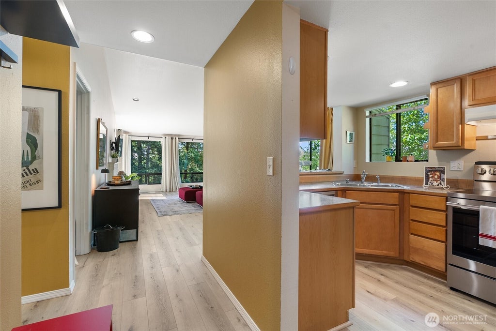 Photo of 15123 Sunwood Boulevard #GG33, Tukwila, WA 98188 (MLS # 2540919)