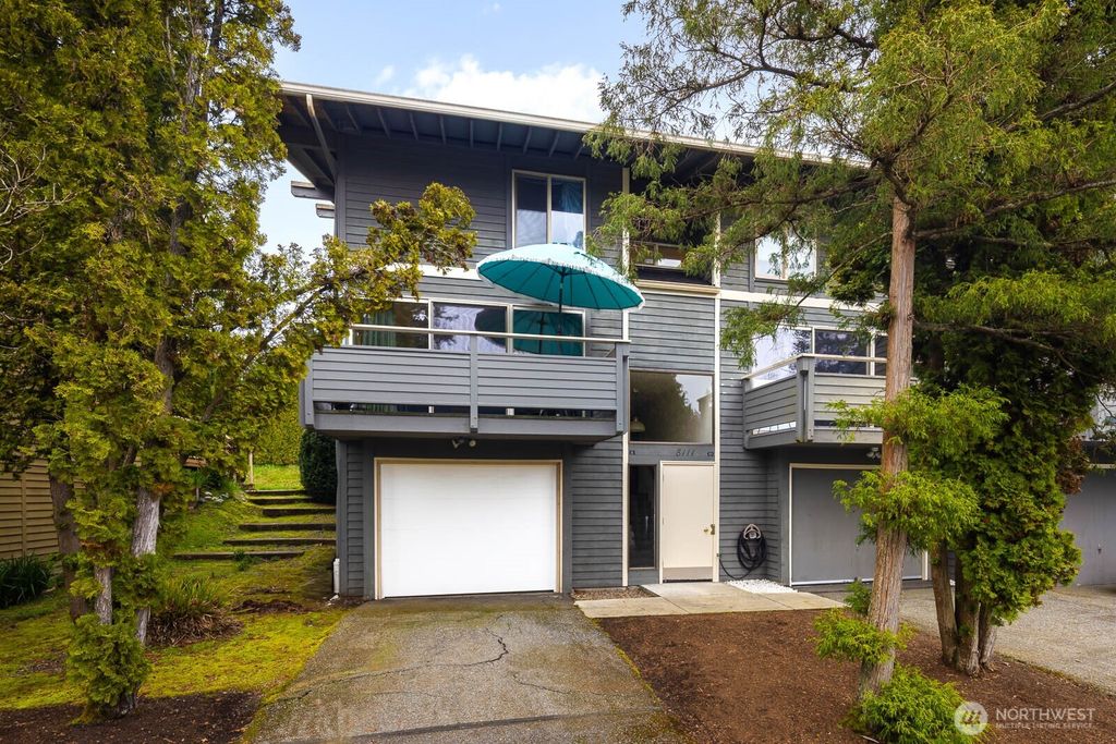 Photo of 8111 46th Place W Pl #C1, Mukilteo, WA 98275 (MLS # 2527107)