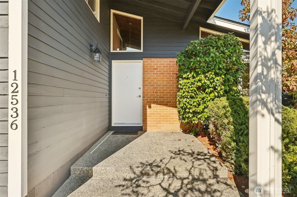Photo of 12536 SE 73rd Street, Newcastle, WA 98056 (MLS # 2439402)
