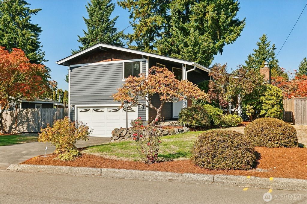 Photo of 12536 SE 73rd Street, Newcastle, WA 98056 (MLS # 2439402)