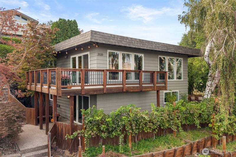 2020 Overlook Drive